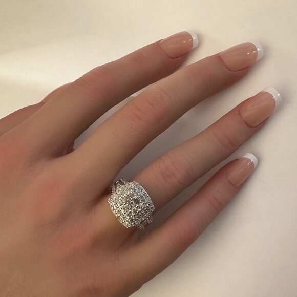 Beautiful 1.00 Carat Natural Cushion Cut Diamond Ring Size 6.25 - Picture 13 of 16